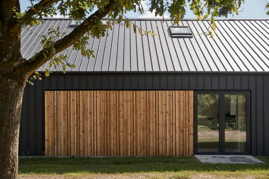 Steel and wood annex for extra space for ‘loaning out’ at Risskov Library, Risskov Bibliotek - Fortebakken 1, 8240 Risskov